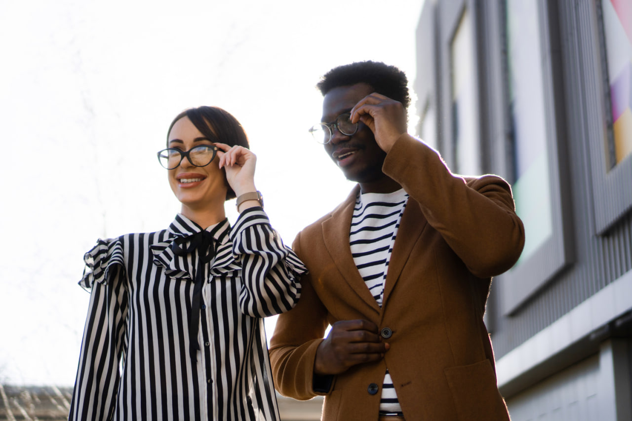 From Casual to Professional: Dressing for Confidence in Every Setting